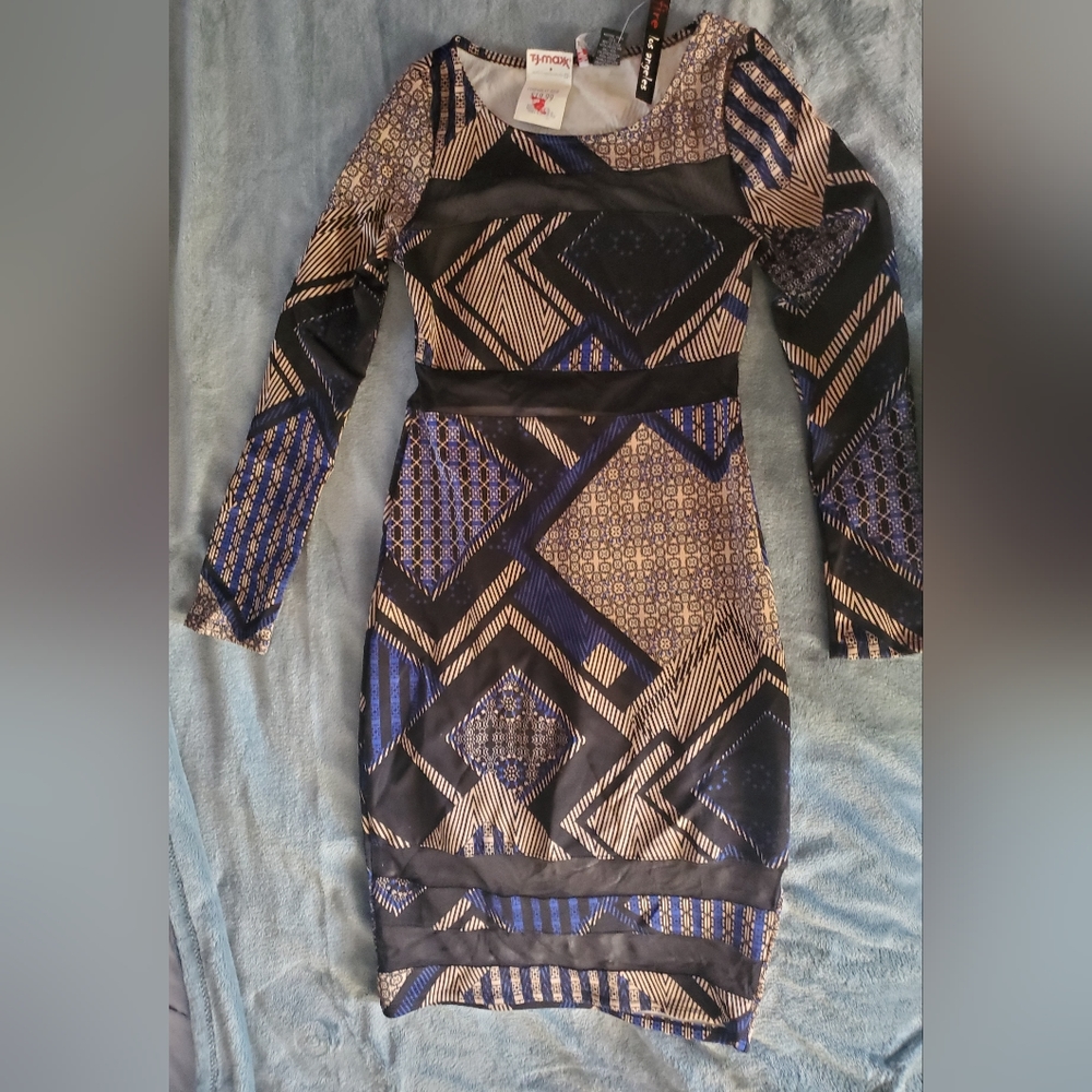 Dress NEW WITH TAGS FIRE LOS ANGELOS BRAND SIZE Medium/small